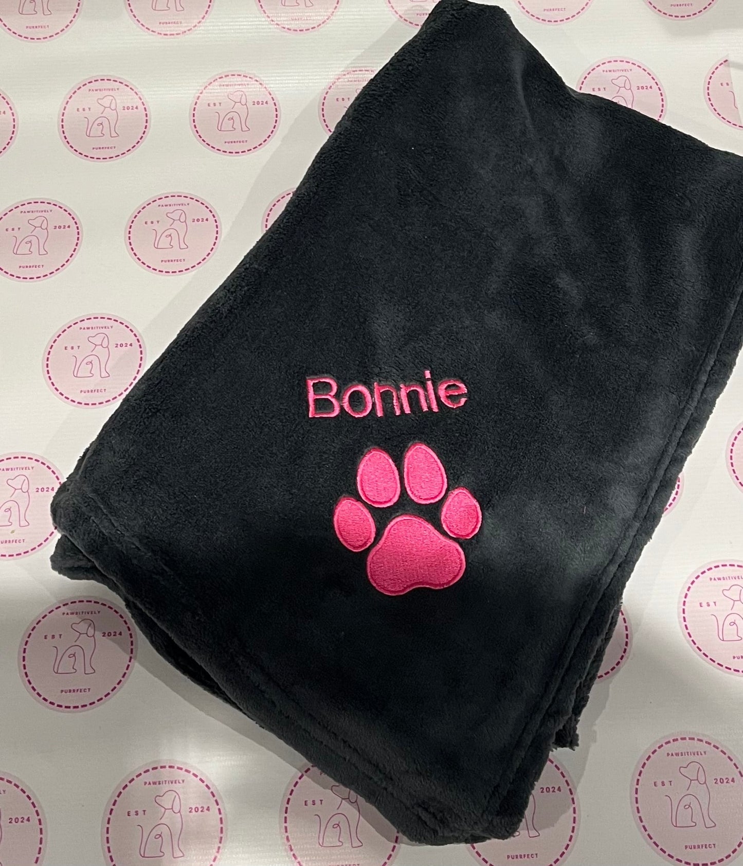 Small Personalised Pet Blankets - Embroidered