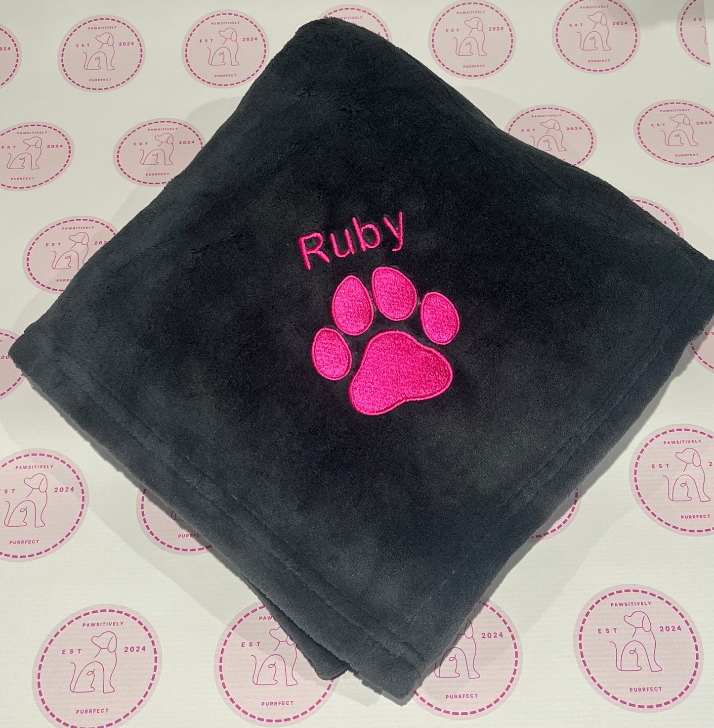 Small Personalised Pet Blankets - Embroidered
