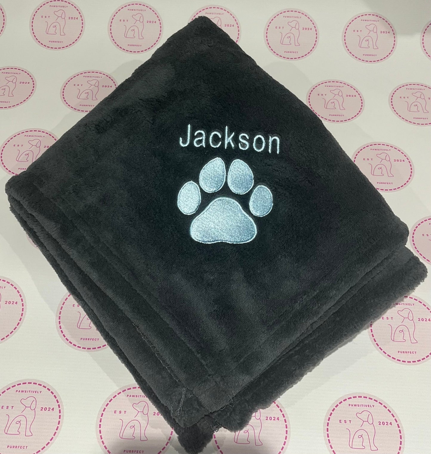 Small Personalised Pet Blankets - Embroidered