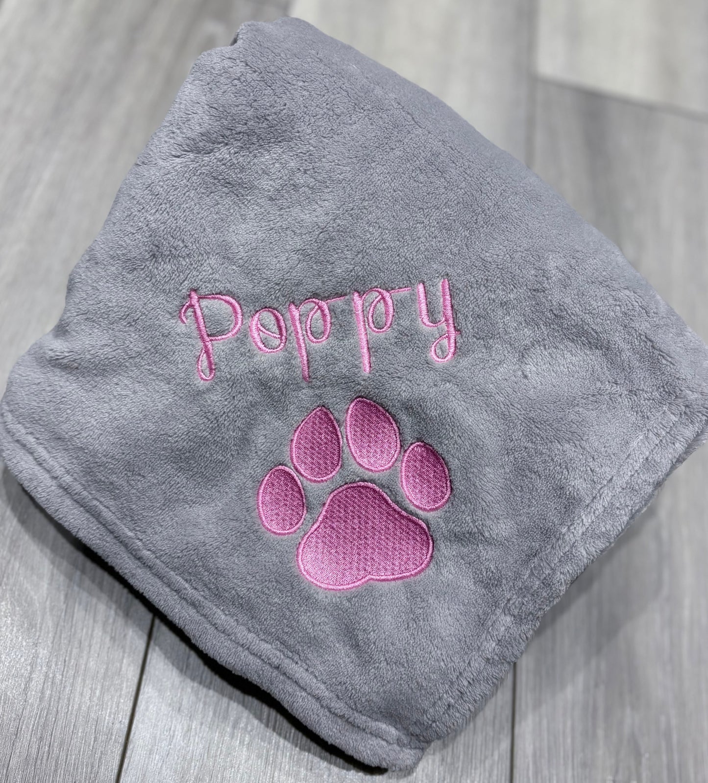 Small Personalised Pet Blankets - Embroidered