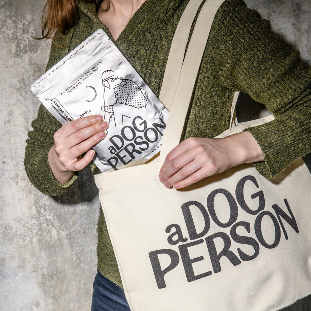 Dog lover tote bag carried on the shoulder