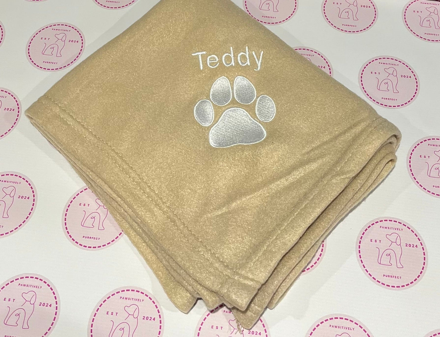 Small Personalised Pet Blankets - Embroidered